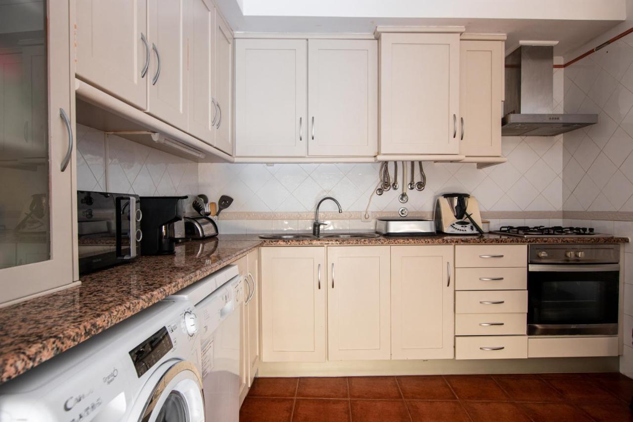 Villa 6Pax Baby Friendly Near Dino Park&Beaches São Bartolomeu Kültér fotó