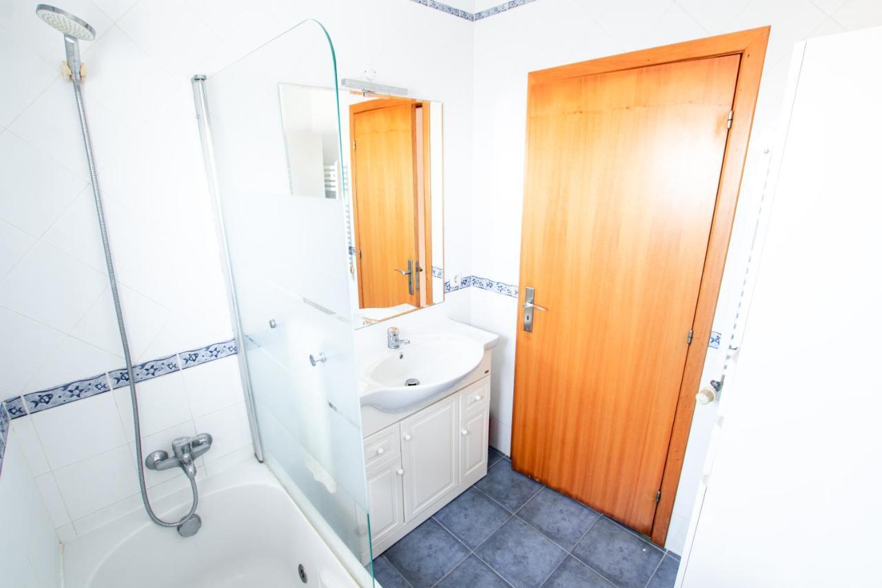 Villa 6Pax Baby Friendly Near Dino Park&Beaches São Bartolomeu Kültér fotó