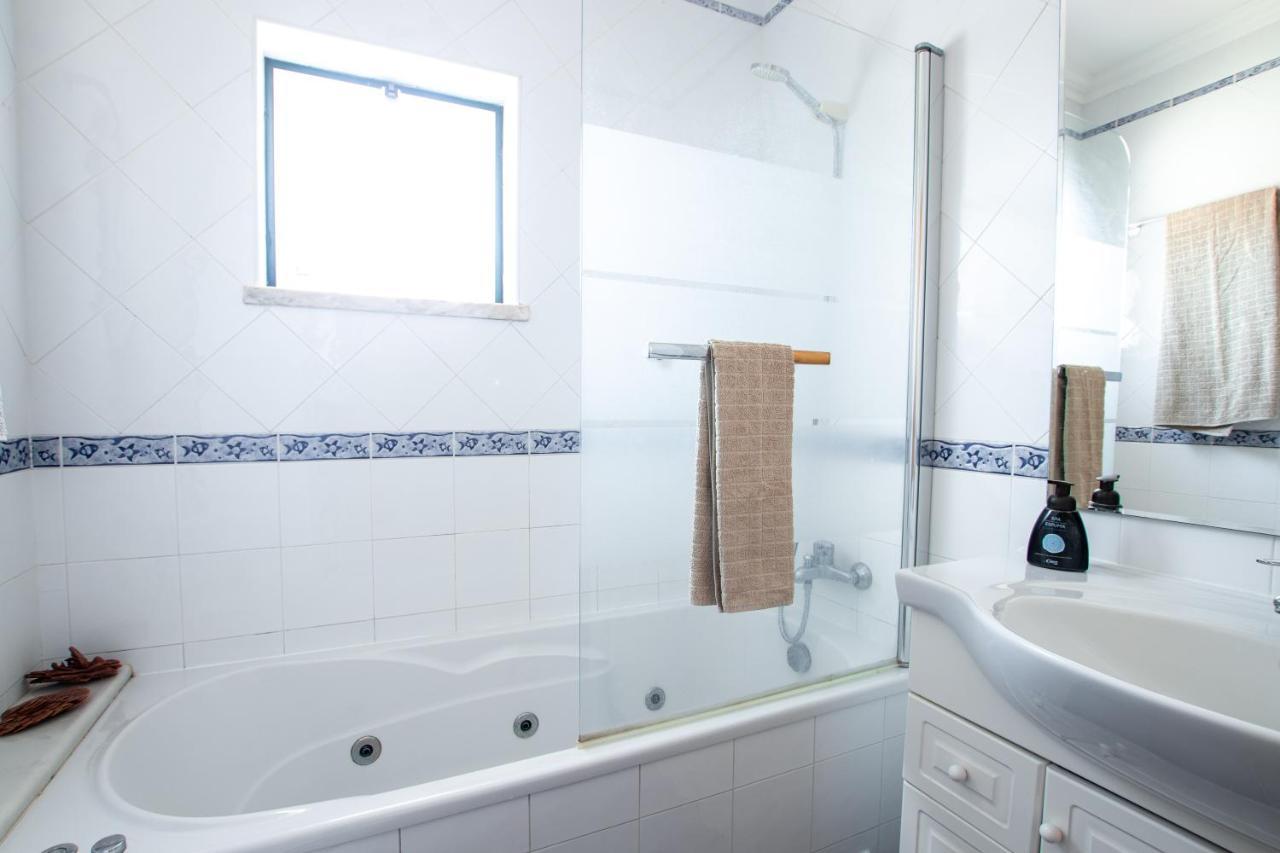 Villa 6Pax Baby Friendly Near Dino Park&Beaches São Bartolomeu Kültér fotó