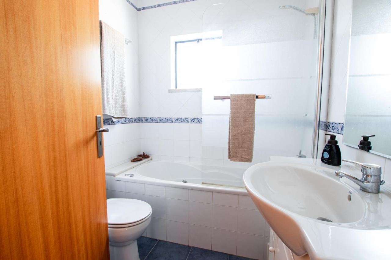 Villa 6Pax Baby Friendly Near Dino Park&Beaches São Bartolomeu Kültér fotó