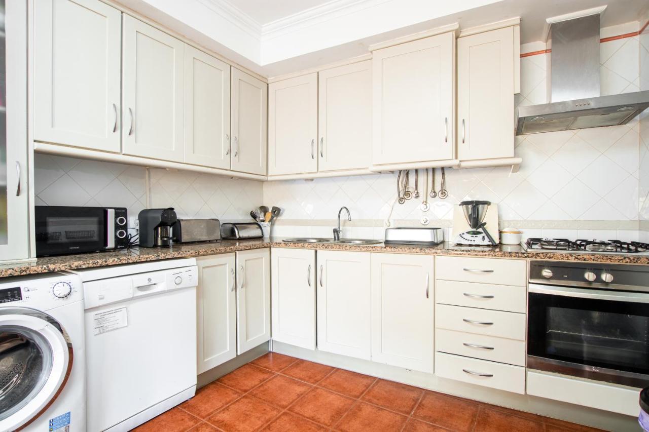 Villa 6Pax Baby Friendly Near Dino Park&Beaches São Bartolomeu Kültér fotó